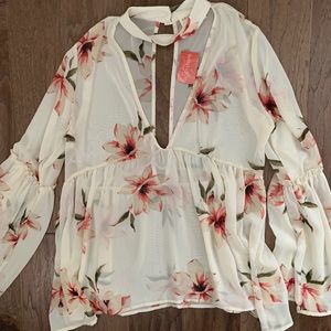 Vestique Floral Top